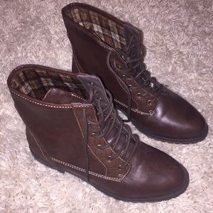 NWOT Sporto Brown Faux Leather Combat Boots
